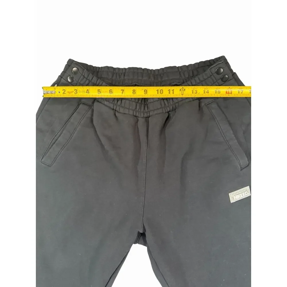 Nike FC Fleece Jogger Sweatpants Men’s XL Black Tapered Snap Ankle Pants